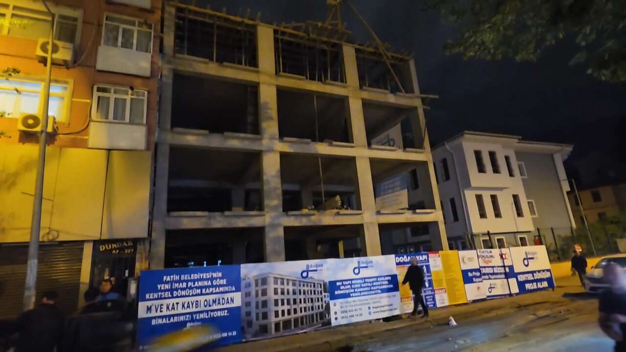 Otobüste korkunç olay! Kadın yolcunun ayağına inşaat demiri saplandı 12